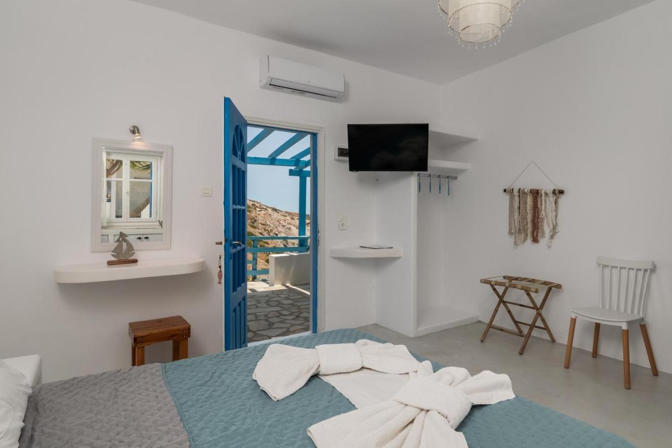 Thalassopetra In Agia Kyriaki Agia Kiriaki Beach  Exterior photo